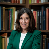 Portrait of Victoria Hislop
